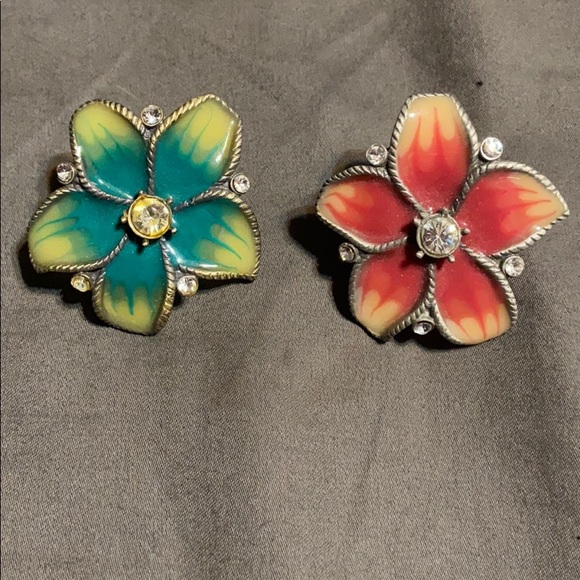 Floral Cocktail Ring - Picture 1 of 2